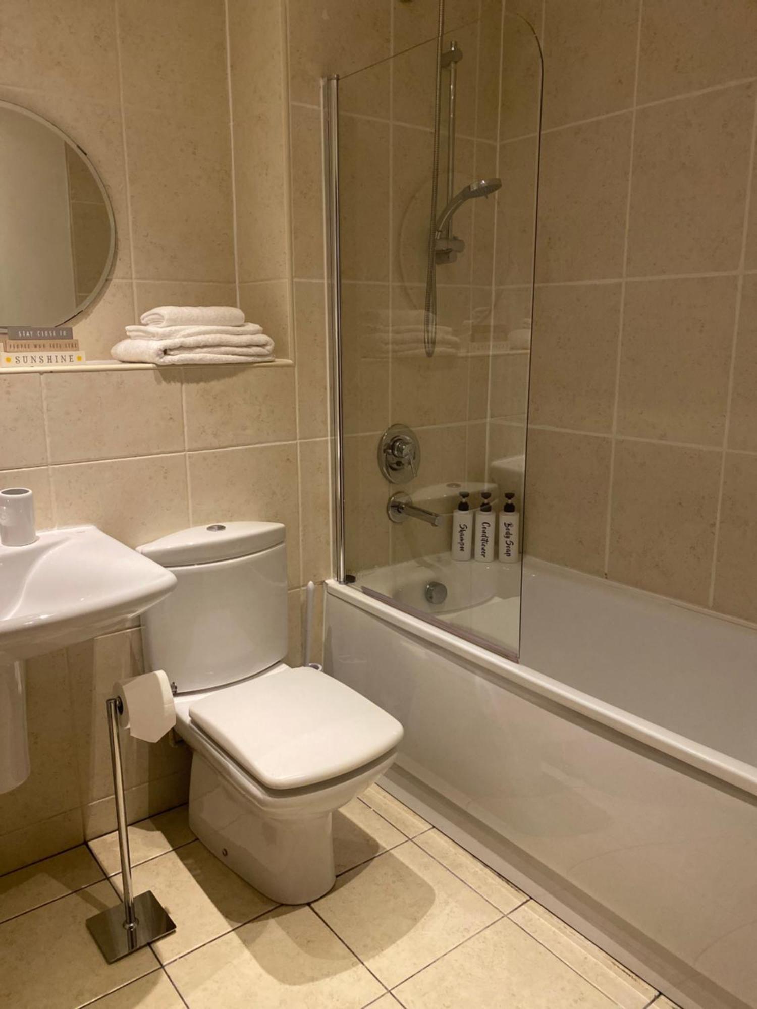 St James' Blvd Newcastle Apartment Esterno foto